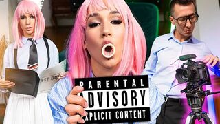 De webcam fille à star porno : Les dettes de Charlie Dean