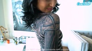 Hot Cosplay masturbation sur la webcam