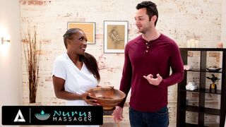 Daya Knight in hot nuru massage shakes son coéquipier de yoga