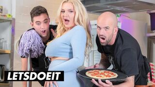 Miss Jackson baise anal chaud avec de grands chefs de cuisine cool