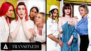 Sélection transgenre lesbienne docteurs - chaud Milf triplets et baises orgasmiques!