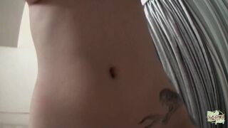 Gros seins asiatique maman salope du point de vue pov