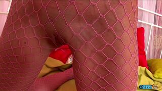 Chèvre blonde adolescent fille sucer sa propre chatte en bas net