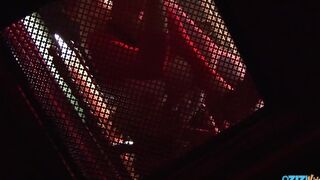 Coquin blonde adolescent baise prêtre après la pipe