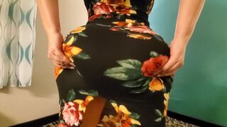 Crystal › un gros cul de maman dans une chambre d'hôtel sex-fumeur