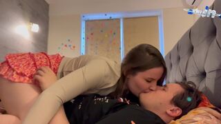 Mon ex-femme a essayé de voler votre père, mais elle n'a eu que du plaisir dans les putes et les culs
