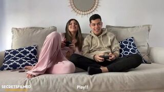Lecteur vidéo parie sur sucer ma stepsister