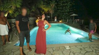 Kinky groupe ejaculation dans la villa porno - tous les trous sont ouverts!