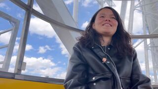 Wild lesbienne sexe de adolescent Latinas dans parc d'attractions