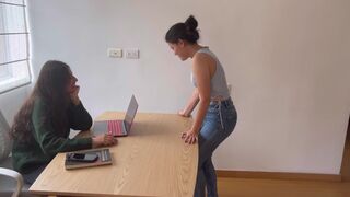Profitons de Jeans - ma chaude aventure fétiche lesbienne
