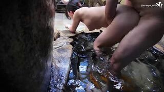 Sexe bouillant chaud: beauté de rasage se baise dur et tombe dedans!