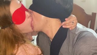 Chaud baiser des leçons avec mon hot stepsister