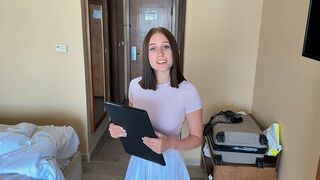 Hotel manager baise l'invité qui se plaint dur