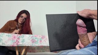 Une masturbation risquée avec un professeur !