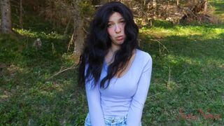 Le type effrayé dans la nature a choisi ma bite sur l'ours