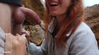Pipe publique et baise rapide sur la plage à Pov