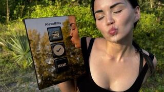 Vlog 12: J'ouvre un cadeau du hub porno (100k cul)