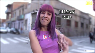 AMATEUREURO - Lilyan RedMontre ce qu'elle sait faire