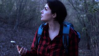 Gel: Perdu dans la nature - Valentina Napi Time Frozen and Deep Throat Action