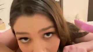 Alyx Star lèche la chatte de Jazmin Luv