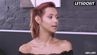SA LIMITE - Veronica leal pulvérise tout