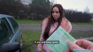 Agent public - Zeynep Rossa ramassée dans le parking