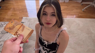 La jolie Kim fait l'amour pour de l'argent