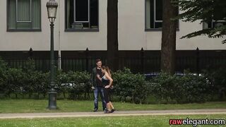 Cathy Heaven obtient le sexe anal pendant le massage