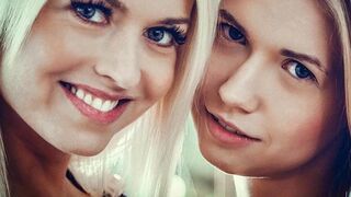 Chaud lesbienne câlins de blondes matures avec Lena Love et Violette Rose